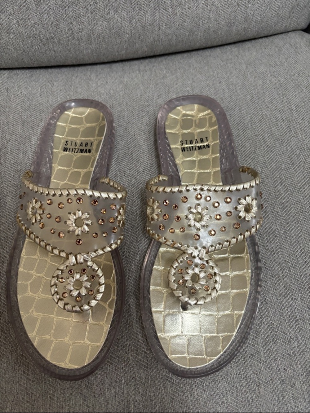 New Stuart Weitzman  jelly gold sandals 7